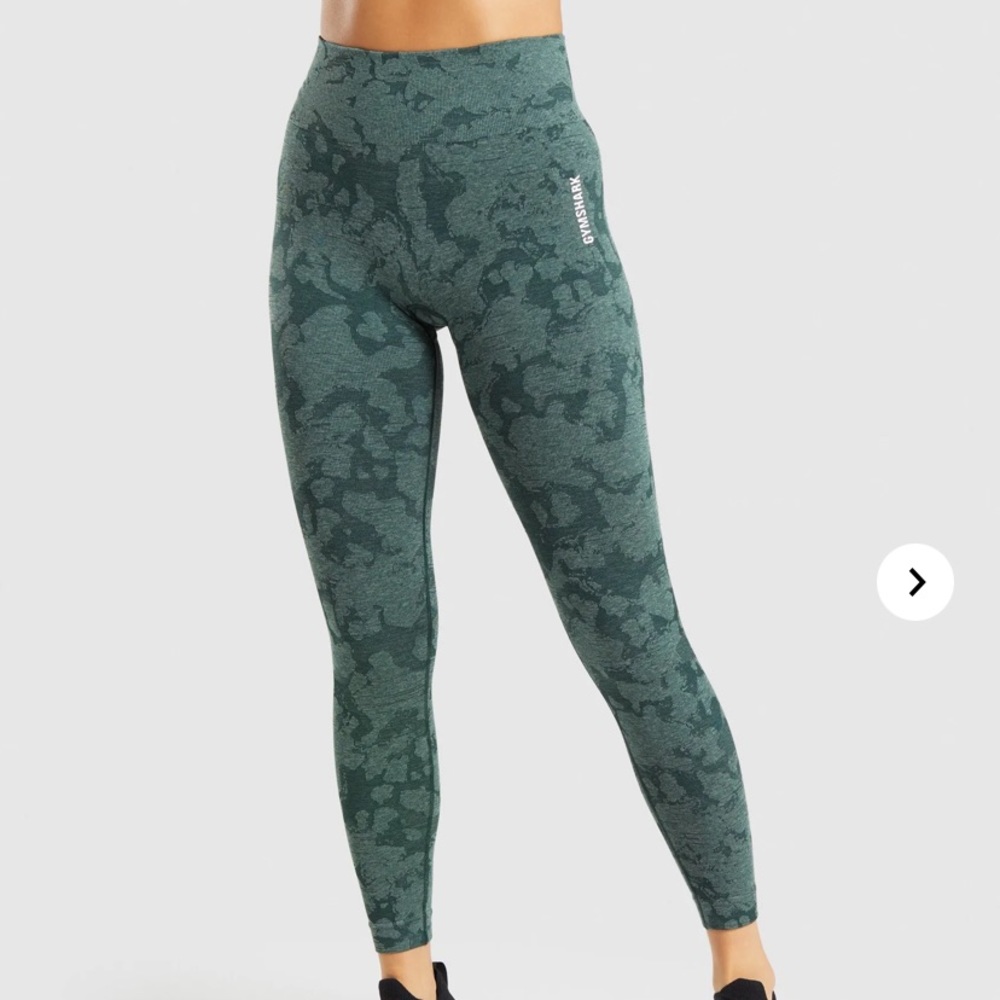 Selling my adapt camo seamless leggings!!